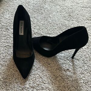 Steve Madden Black Stiletto Heels